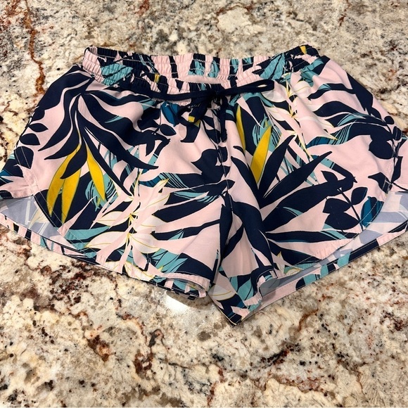 Lululemon hottie hots size 4 4” Royal blue Under Armor shorts size XS lots of 3 - Picture 8 of 11